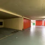 2 Bdrs & Parking In The Old Town ! *