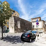 Apartment 2 Bdrs & Parking In The Old Town ! *