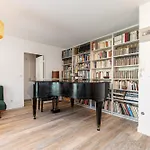 2 Bdrs & Parking In The Old Town ! Apartamento *