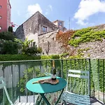 2 Bdrs & Parking In The Old Town ! Apartamento Nice